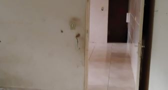 Casa com 2 cômodos  LO  128 